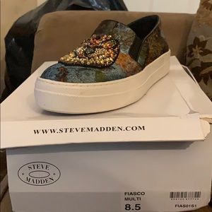 Steve Madden Slip On